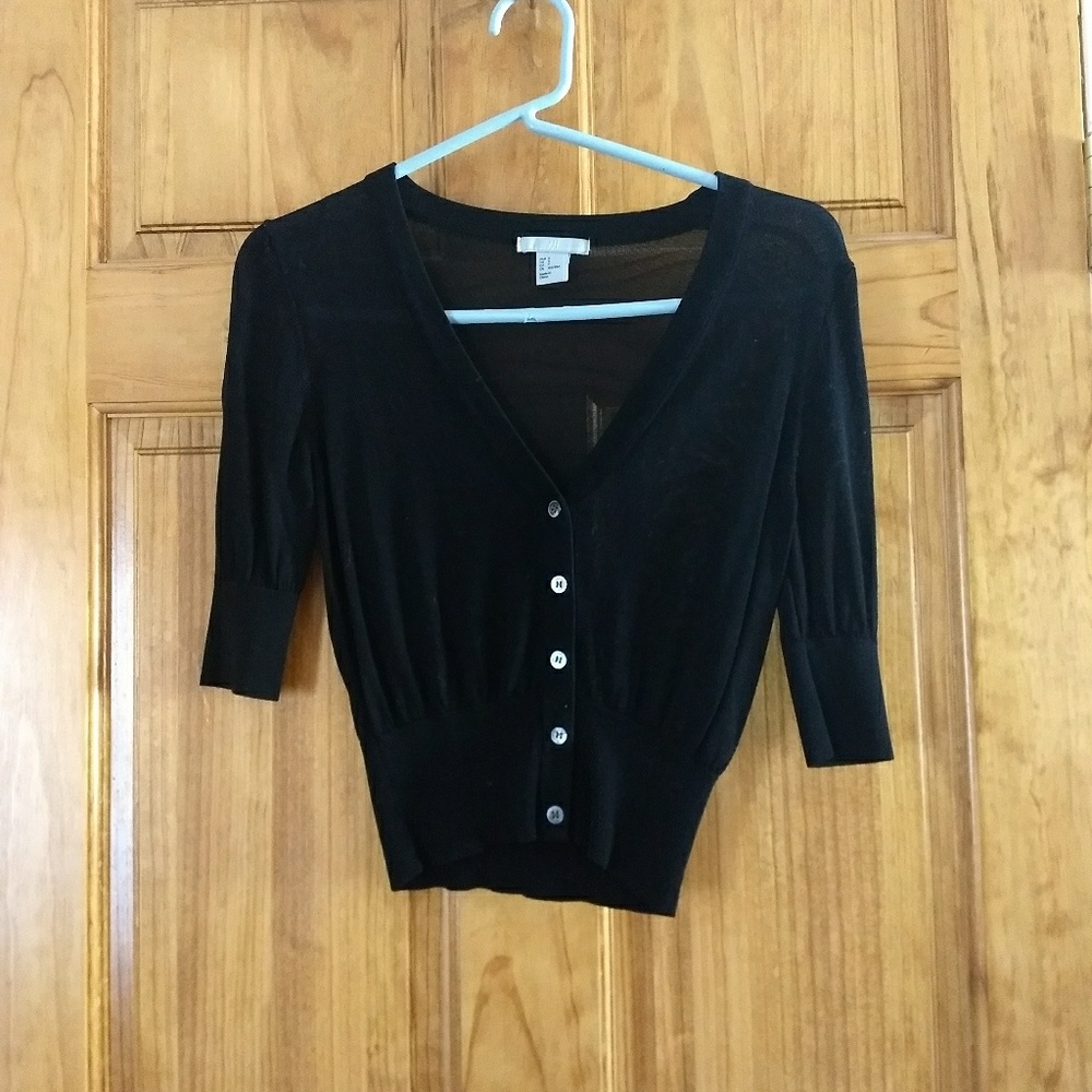 H&M cropped black cardigan sweater